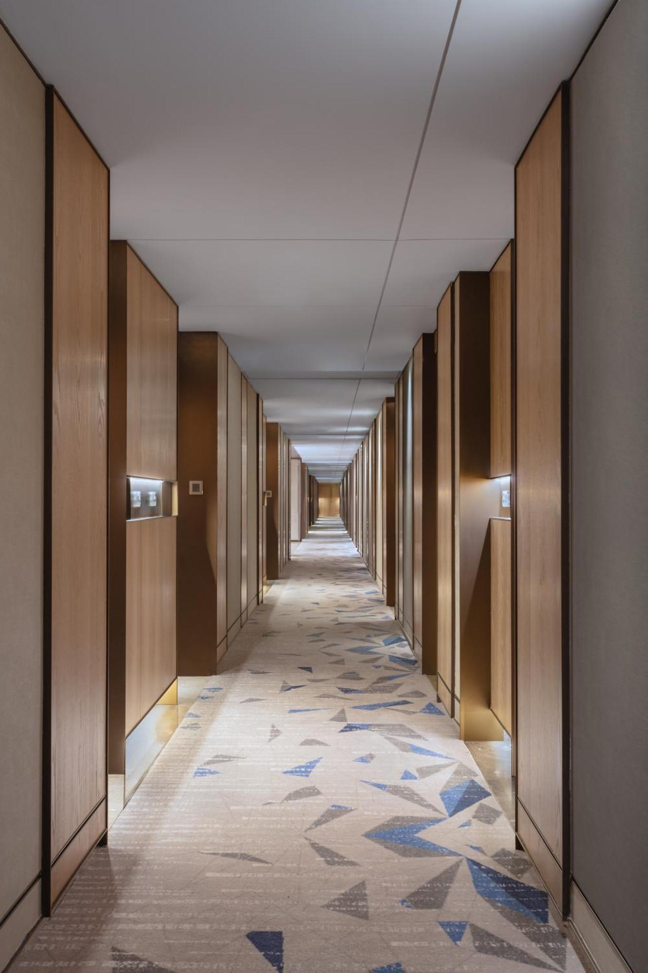 Surat Marriott Hotel Eksteriør bilde