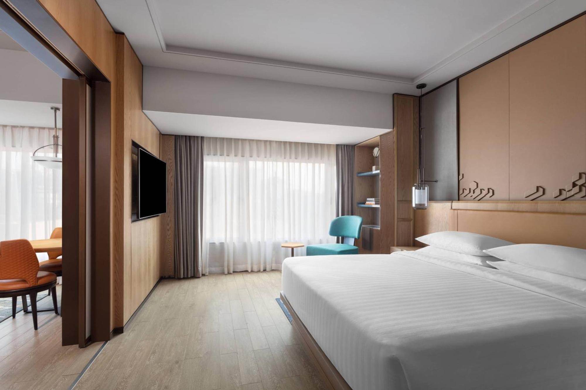 Surat Marriott Hotel Eksteriør bilde