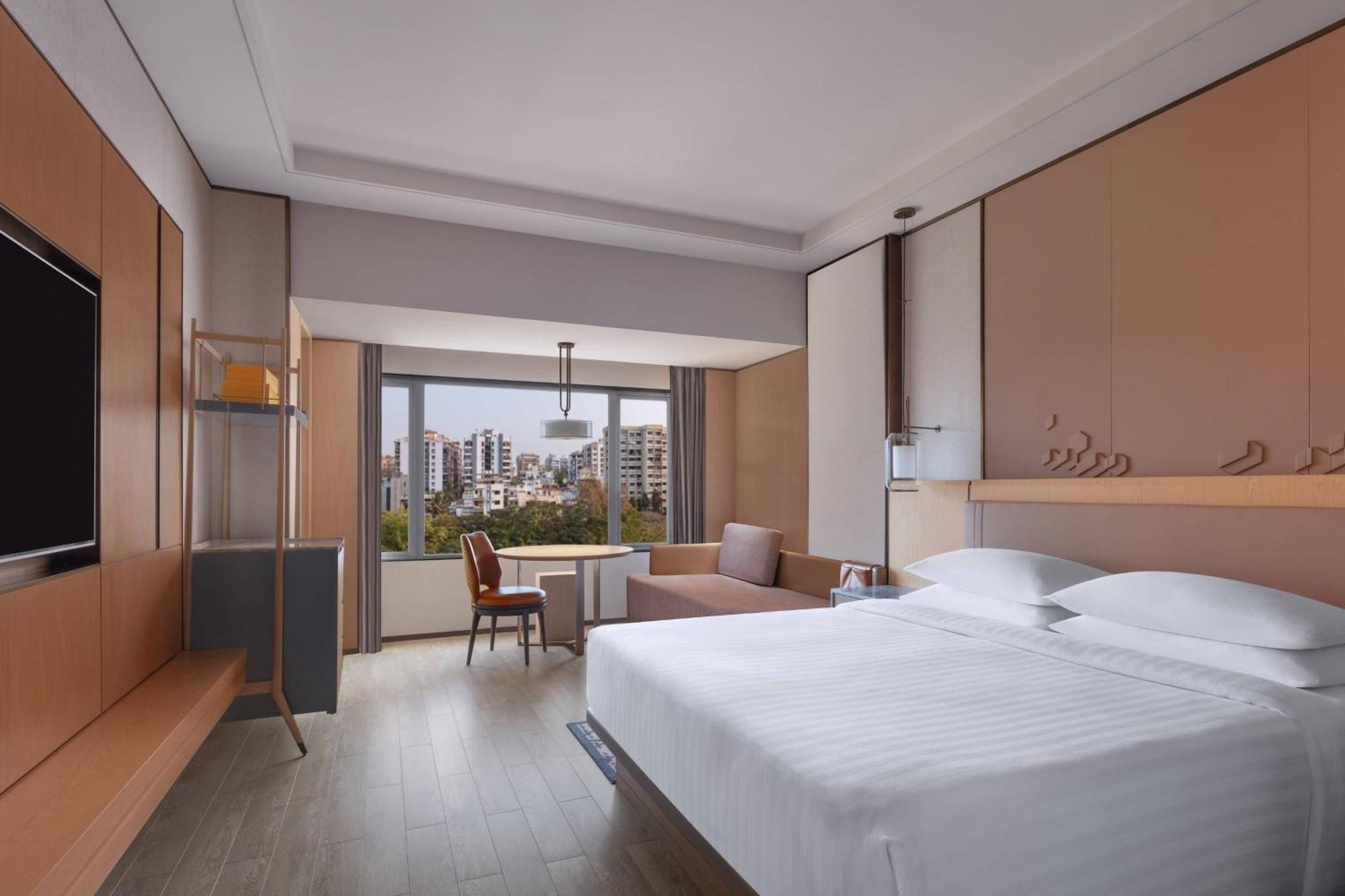Surat Marriott Hotel Eksteriør bilde