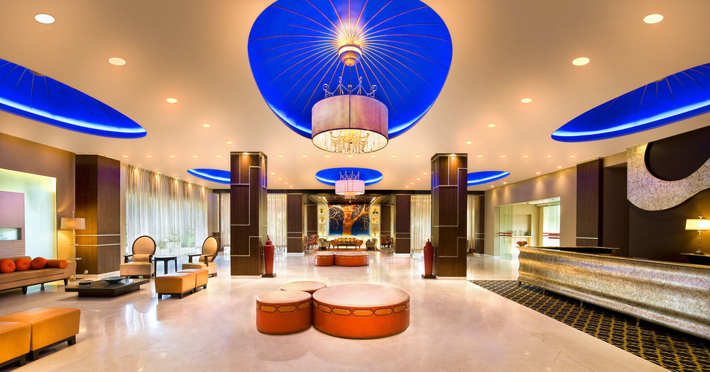 Surat Marriott Hotel Eksteriør bilde